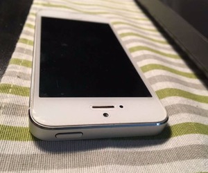 Iphone 5, 64gb, white, sim free