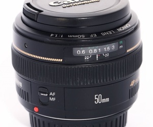 Canon 50mm f/1.4 usm