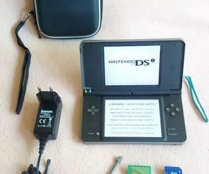 Nintendo dsi xl - gray - r4i + 65 igrica - full