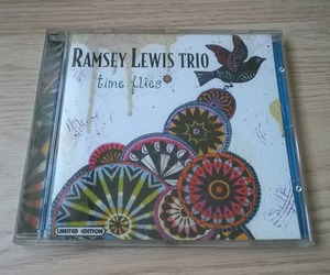 Ramsey lewis trio - time flies