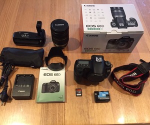 Canon eos 60d 18,0 mp digitalni slr fotoaparat - crna (kit