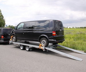 Prevozim automobile na prikolici iz eu